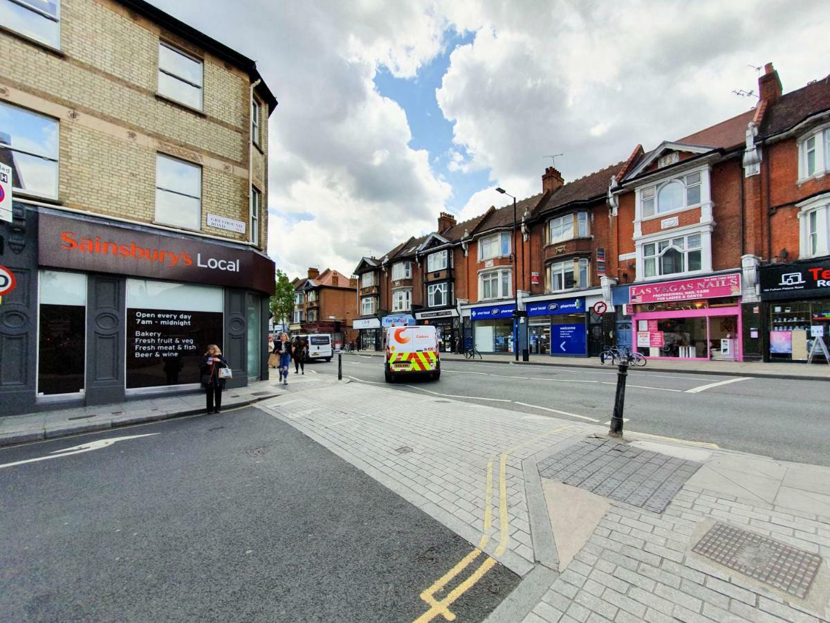 Greyhound Road Rooms London Exterior foto